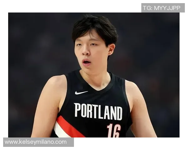 杨瀚森半场高效表现10中7砍下16分2板1帽引领球队攻势精彩纷呈